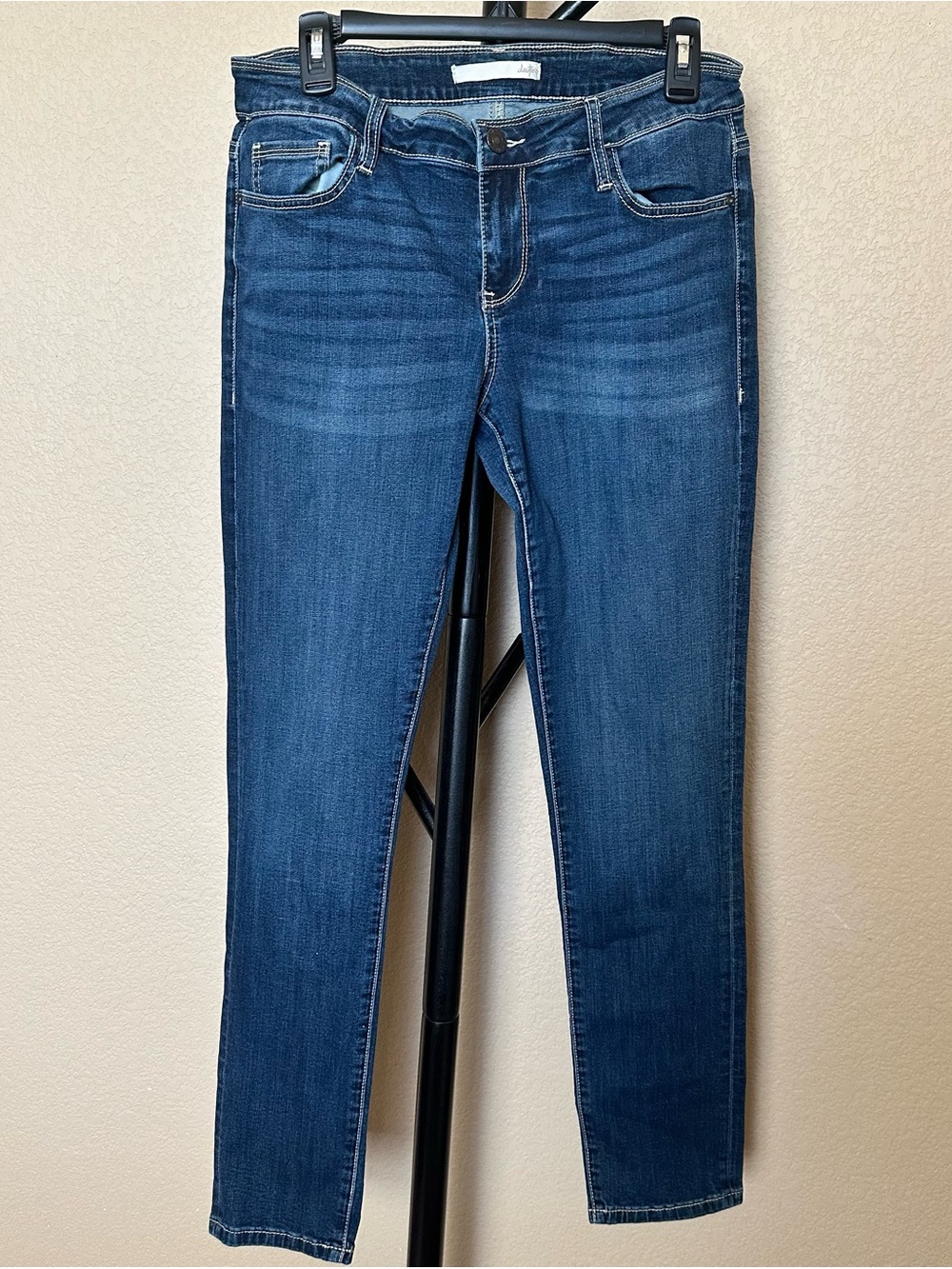Daytrip Women's Skinny Jeans in Dark Blue